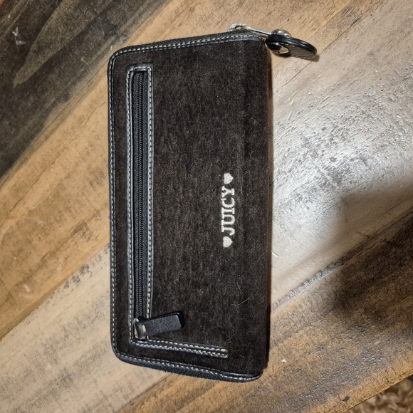 Juicy Couture Y2K Black and White Wallet - Picture 7 of 16